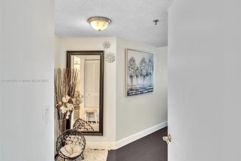 Condominio en alquiler en Miami Beach, Florida, 2 dormitorios, 123.56 m2 № 2018915 - foto 17