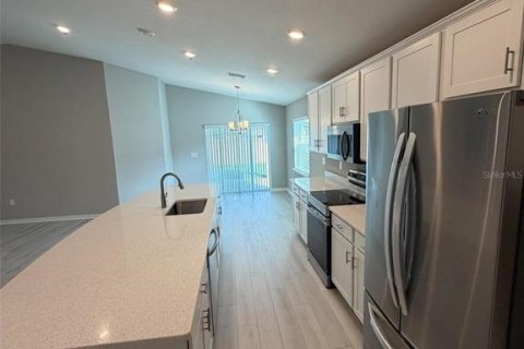 Villa ou maison à louer à Palmetto, Floride: 4 chambres, 168.99 m2 № 2408267 - photo 10