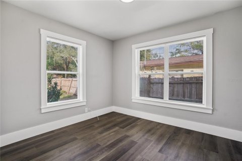 Immobilier commercial à vendre à Largo, Floride: 3 chambres, 78.6 m2 № 2314814 - photo 11