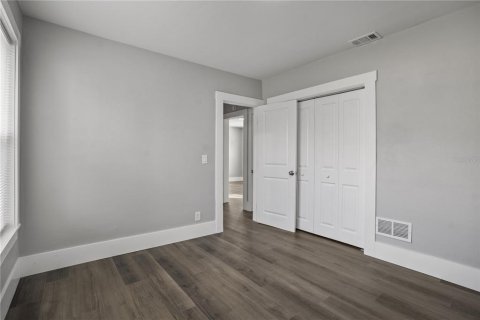 Immobilier commercial à vendre à Largo, Floride: 3 chambres, 78.6 m2 № 2314814 - photo 14