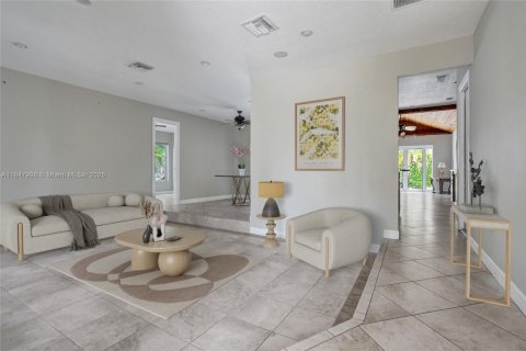 House in Pompano Beach, Florida 3 bedrooms, 173.26 sq.m. № 1849022 - photo 14