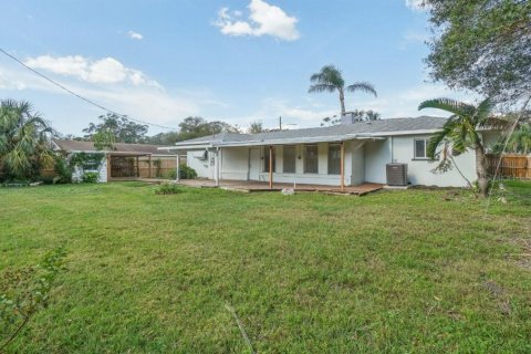 Casa en venta en Largo, Florida, 4 dormitorios, 167.22 m2 № 1767176 - foto 2