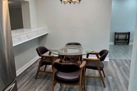 Casa en venta en Largo, Florida, 4 dormitorios, 167.22 m2 № 1767176 - foto 14