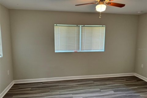 Casa en venta en Largo, Florida, 4 dormitorios, 167.22 m2 № 1767176 - foto 20