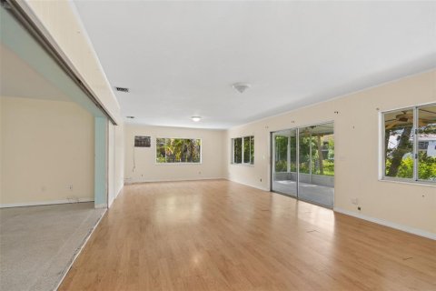 Casa en venta en Largo, Florida, 3 dormitorios, 171.78 m2 № 2222980 - foto 16