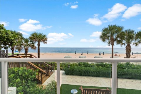 Condo in Fort Lauderdale, Florida, 3 bedrooms  № 2012655 - photo 5