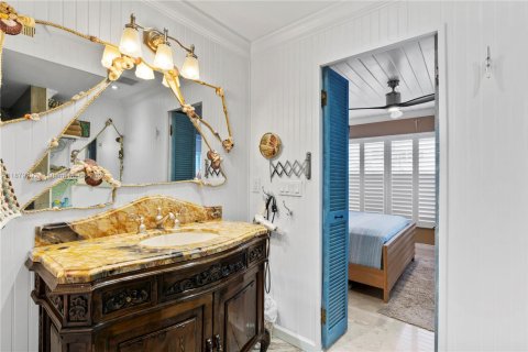 Condo in Fort Lauderdale, Florida, 3 bedrooms  № 2012655 - photo 29