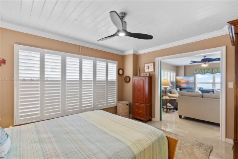 Condo in Fort Lauderdale, Florida, 3 bedrooms  № 2012655 - photo 26