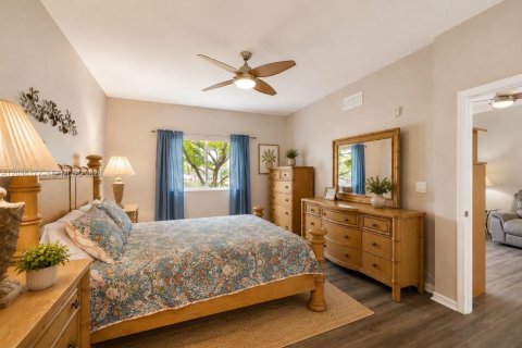 Condo in Tamarac, Florida, 2 bedrooms  № 2086207 - photo 8