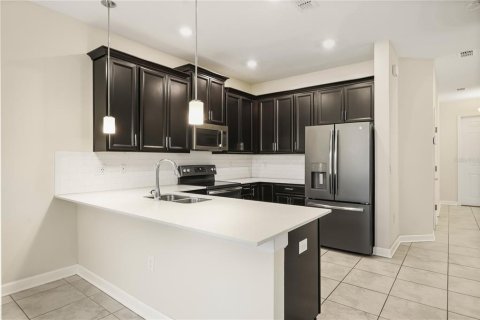 Touwnhouse à vendre à Kissimmee, Floride: 3 chambres, 166.95 m2 № 2207199 - photo 6