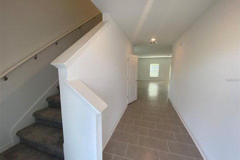 Casa en alquiler en Haines City, Florida, 5 dormitorios, 205.78 m2 № 1914073 - foto 6