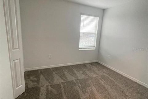 Casa en alquiler en Haines City, Florida, 5 dormitorios, 205.78 m2 № 1914073 - foto 13