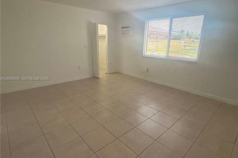 Appartement à louer à Hialeah, Floride: 1 chambre, 35.49 m2 № 2292522 - photo 8