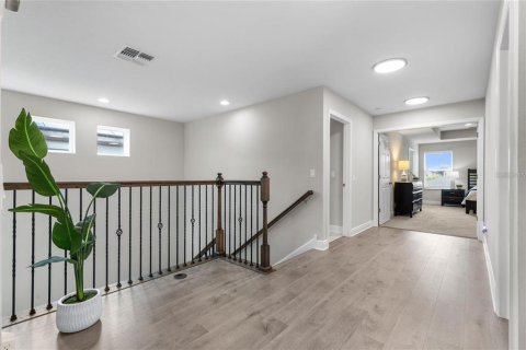 Villa ou maison à louer à Tampa, Floride: 4 chambres, 246.38 m2 № 2387554 - photo 19