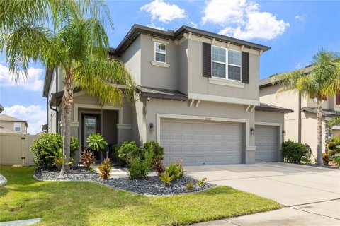 Villa ou maison à louer à Tampa, Floride: 4 chambres, 246.38 m2 № 2387554 - photo 4