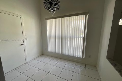 Casa en venta en Miramar, Florida, 3 dormitorios, 113.99 m2 № 2055482 - foto 6