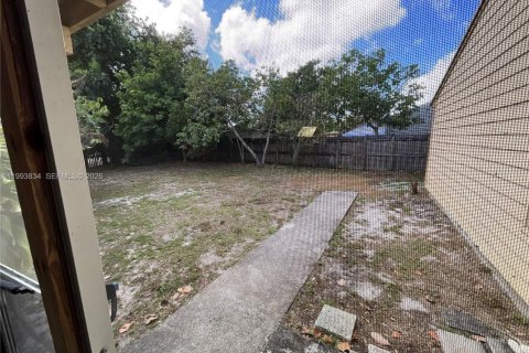 Casa en venta en Miramar, Florida, 3 dormitorios, 113.99 m2 № 2055482 - foto 22