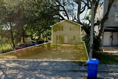 Propiedad comercial en Miami, Florida № 2030031