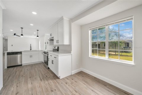 Casa en venta en Auburndale, Florida, 4 dormitorios, 179.58 m2 № 1883049 - foto 15
