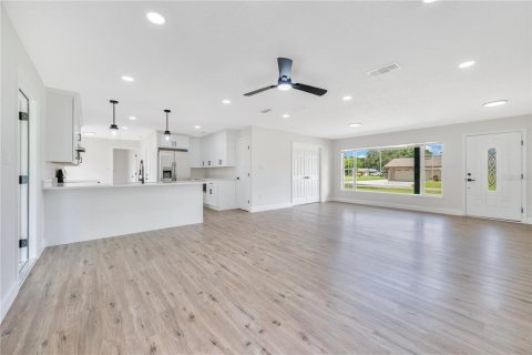 Casa en venta en Auburndale, Florida, 4 dormitorios, 179.58 m2 № 1883049 - foto 11