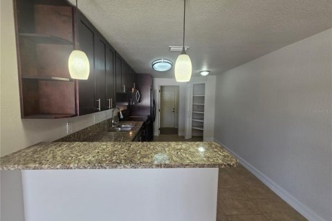 Appartement à louer à Port Charlotte, Floride: 2 chambres, 75.44 m2 № 2095637 - photo 6