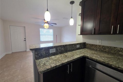 Appartement à louer à Port Charlotte, Floride: 2 chambres, 75.44 m2 № 2095637 - photo 16