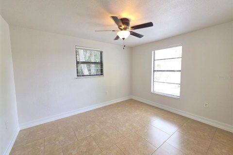Appartement à louer à Port Charlotte, Floride: 2 chambres, 75.44 m2 № 2095637 - photo 12