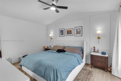 Купить виллу или дом в Пемброк-Пайнс, Флорида 3 спальни, 125.98м2, № 2087009 - фото 14