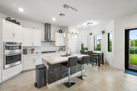 House in Parkland, Florida 5 bedrooms, 293.76 sq.m. № 2087135 - photo 11