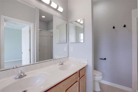 Touwnhouse à vendre à Oviedo, Floride: 3 chambres, 133.59 m2 № 2415095 - photo 18