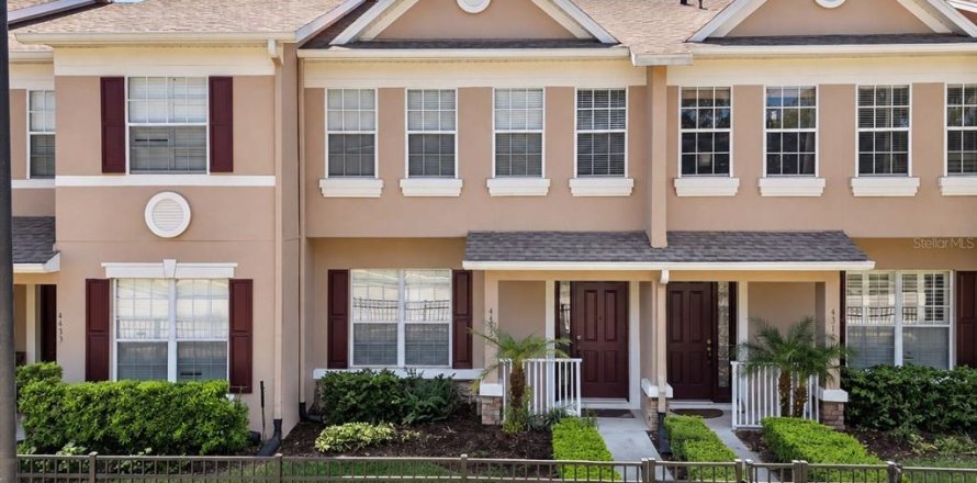 Touwnhouse à Oviedo, Floride 3 chambres, 133.59 m2 № 2415095