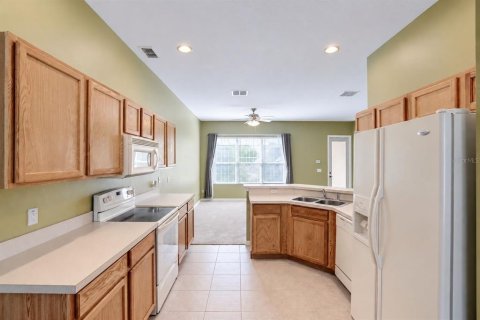 Touwnhouse à vendre à Oviedo, Floride: 3 chambres, 133.59 m2 № 2415095 - photo 6