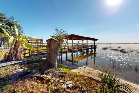 House in Frostproof, Florida 3 bedrooms, 130.43 sq.m. № 1539212 - photo 29
