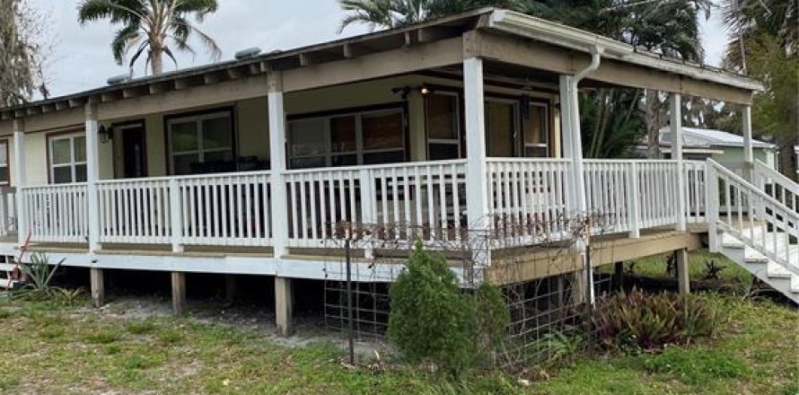 Casa en Frostproof, Florida 3 dormitorios, 130.43 m2 № 1539212