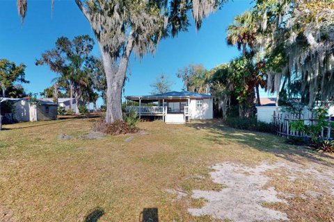 House in Frostproof, Florida 3 bedrooms, 130.43 sq.m. № 1539212 - photo 30