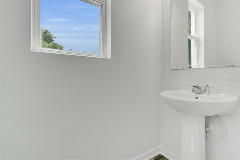 Townhouse in Clermont, Florida 3 bedrooms, 180.6 sq.m. № 1829723 - photo 20