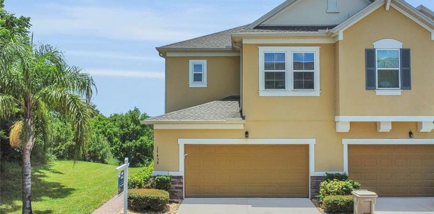 Townhouse in Clermont, Florida 3 bedrooms, 180.6 sq.m. № 1829723