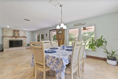 House in Floral City, Florida 4 bedrooms, 266.16 sq.m. № 1810970 - photo 9