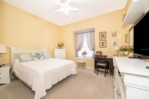 Casa en venta en Orlando, Florida, 4 dormitorios, 226.12 m2 № 1916254 - foto 16