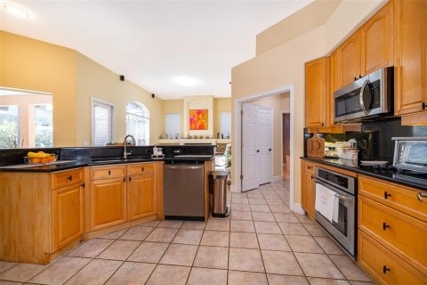 Casa en venta en Orlando, Florida, 4 dormitorios, 226.12 m2 № 1916254 - foto 6