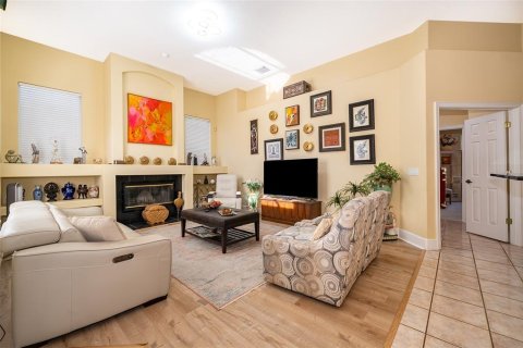 Casa en venta en Orlando, Florida, 4 dormitorios, 226.12 m2 № 1916254 - foto 8