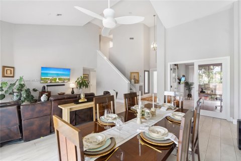 Купить виллу или дом в Уэстон, Флорида 4 спальни, 222.41м2, № 1963739 - фото 18