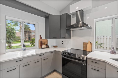 Купить виллу или дом в Уэстон, Флорида 4 спальни, 222.41м2, № 1963739 - фото 27