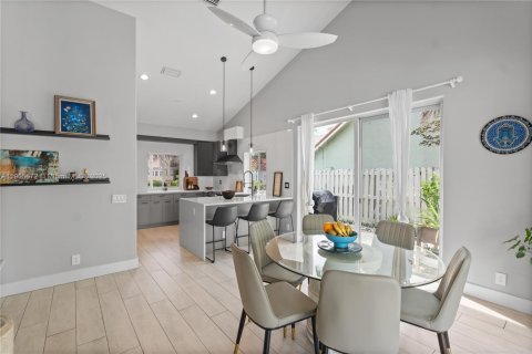 Купить виллу или дом в Уэстон, Флорида 4 спальни, 222.41м2, № 1963739 - фото 24