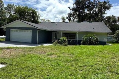 House in New Smyrna Beach, Florida 6 bedrooms, 274.8 sq.m. № 1905463 - photo 1