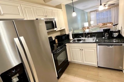 Condominio en venta en Bradenton, Florida, 2 dormitorios, 101.91 m2 № 1661965 - foto 10