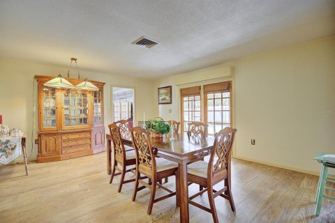Villa ou maison à vendre à Avon Park, Floride: 4 chambres, 246.1 m2 № 2437267 - photo 16
