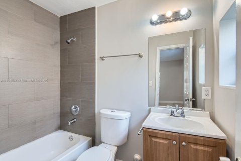 Купить виллу или дом в Мирамар, Флорида 3 комнаты, 148.64м2, № 1943794 - фото 13