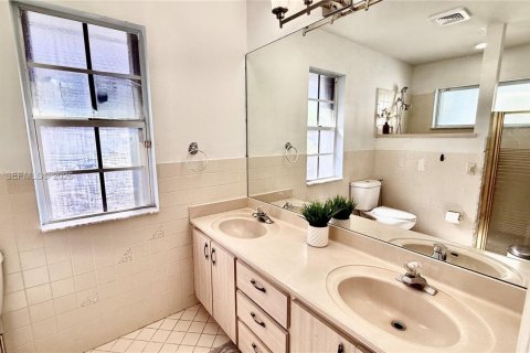 Villa ou maison à louer à Coral Springs, Floride: 3 chambres, 161 m2 № 2020051 - photo 23