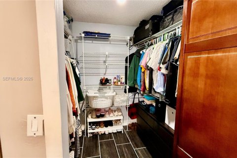 Villa ou maison à louer à Coral Springs, Floride: 3 chambres, 161 m2 № 2020051 - photo 22